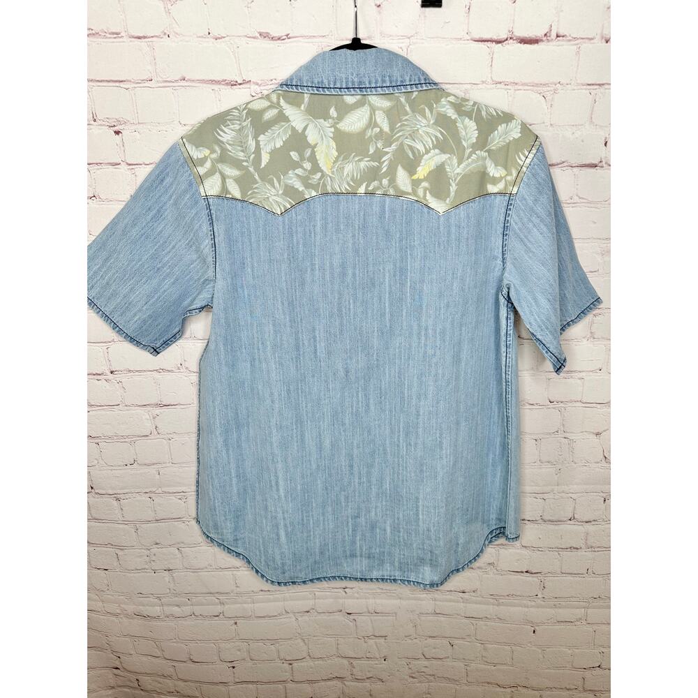 NEW Free People Sandrine Rose Short Sleeve Denim Western Shirt Womens XS - Picture 6 of 9